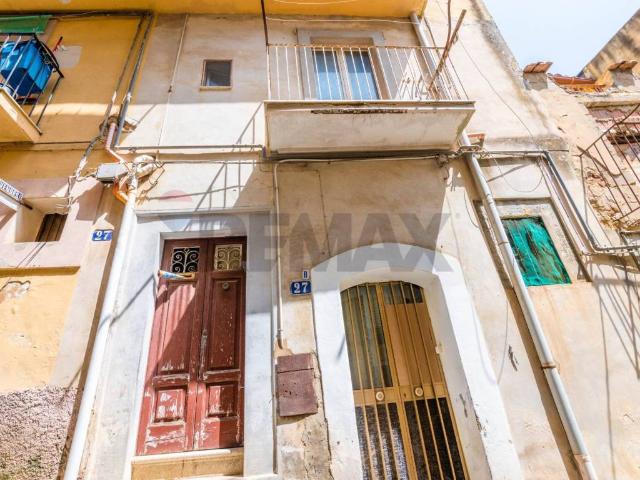 Villa Indipendente in vendita a Canalotto, Caltagirone