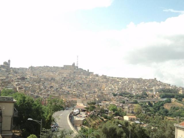 Villa Indipendente in vendita a Le Sfere, Caltagirone
