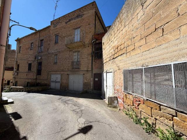 Villa Indipendente in vendita a Quartiere Provvidenza, Caltanissetta