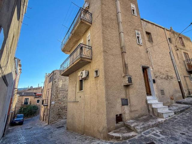 Villa Indipendente in vendita a Caltavuturo, Palermo