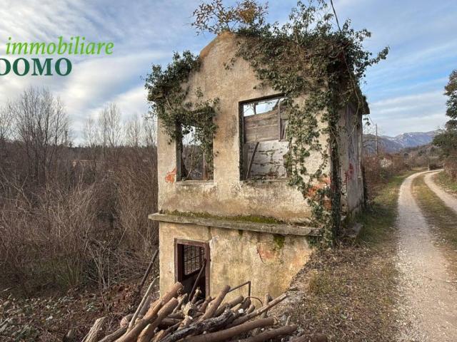 Villa Indipendente in vendita a Caltrano, Veneto