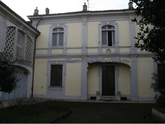Villa Indipendente in vendita a Calvatone, Cremona