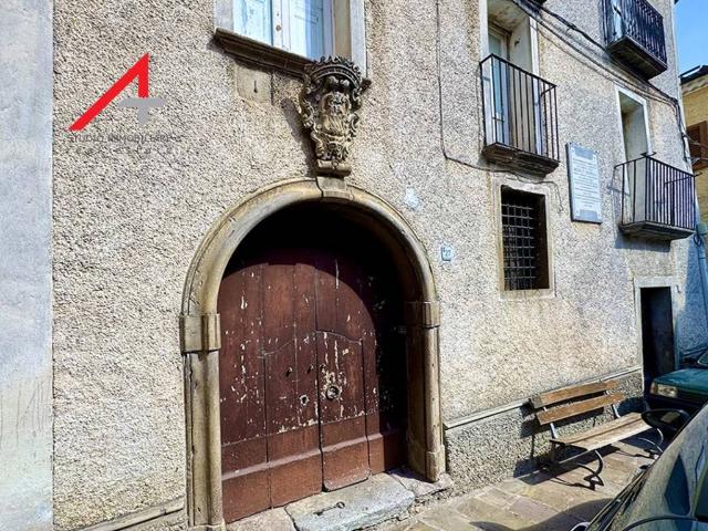 Villa Indipendente in vendita a Calvello, Basilicata