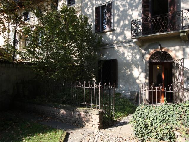Villa Indipendente in vendita a Calvenzano, Bergamo