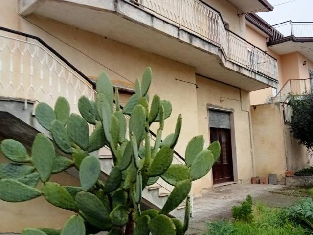 Villa Indipendente in vendita a Calvi, Campania