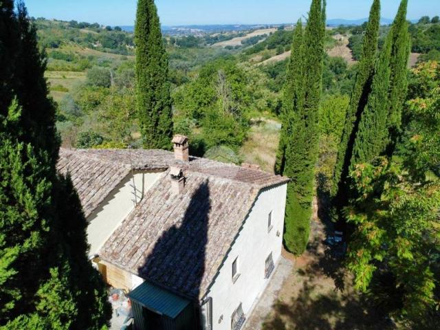 Villa Indipendente in vendita a Calvi Dell'umbria, Umbria