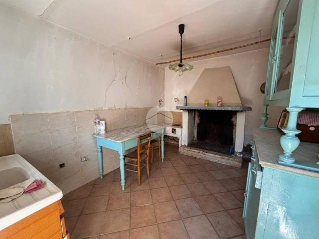 Villa Indipendente in vendita a Calvi Dell'umbria, Umbria