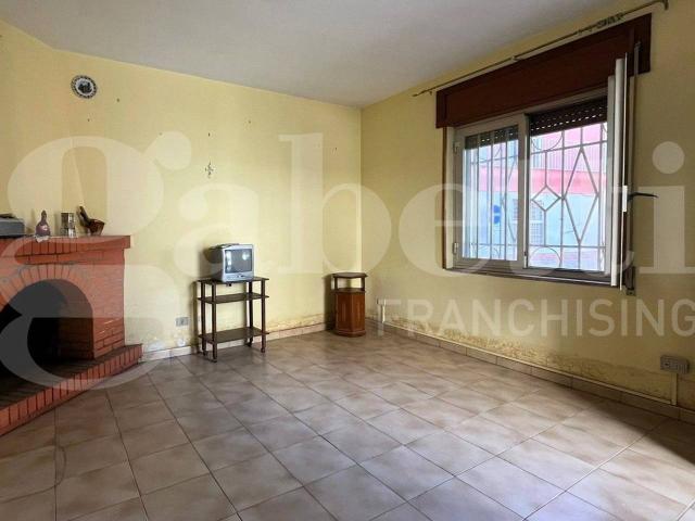 Villa Indipendente in vendita a Calvi Risorta, Campania