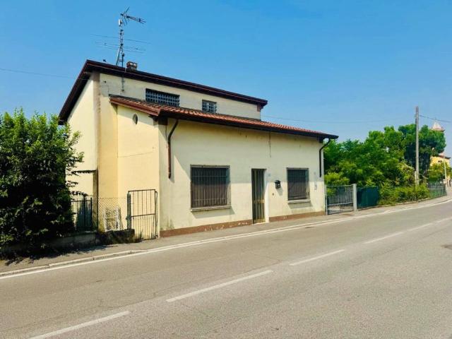 Villa Indipendente in vendita a Calvisano, Lombardia