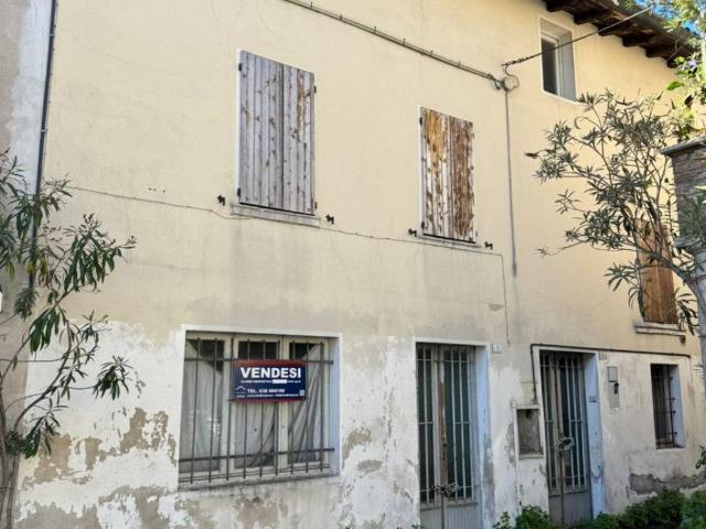 Villa Indipendente in vendita a Calvisano, Lombardia