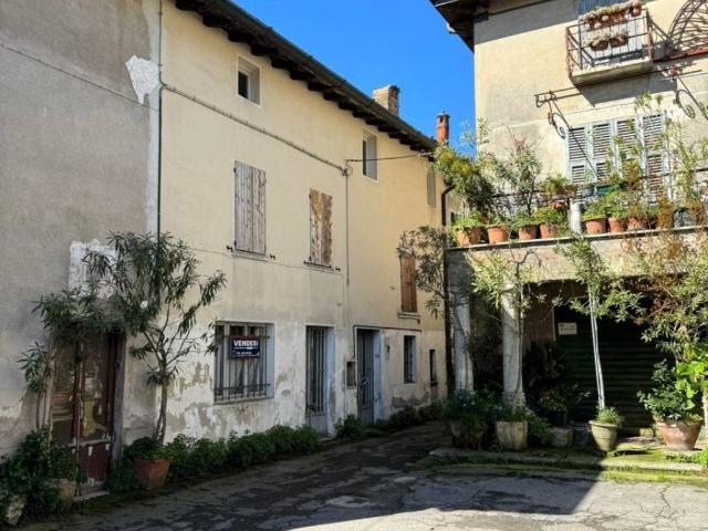 Villa Indipendente in vendita a Calvisano, Lombardia