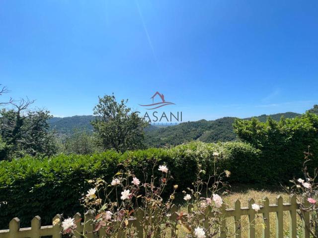 Villa Indipendente in vendita a Camaiore, Toscana