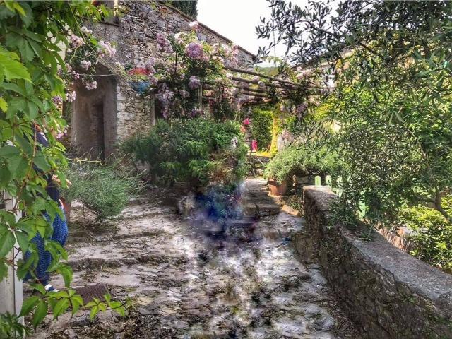 Villa Indipendente in vendita a Castello, Camaiore