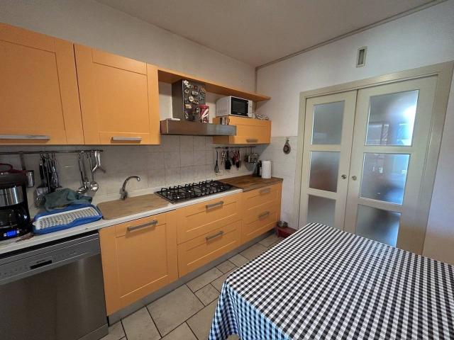 Villa Indipendente in vendita a Carraia, Camaiore