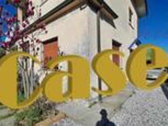 Villa Indipendente in vendita a Campiglioni, Camaiore