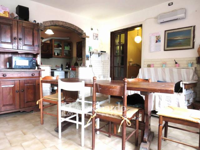 Villa Indipendente in vendita a Camaiore, Toscana