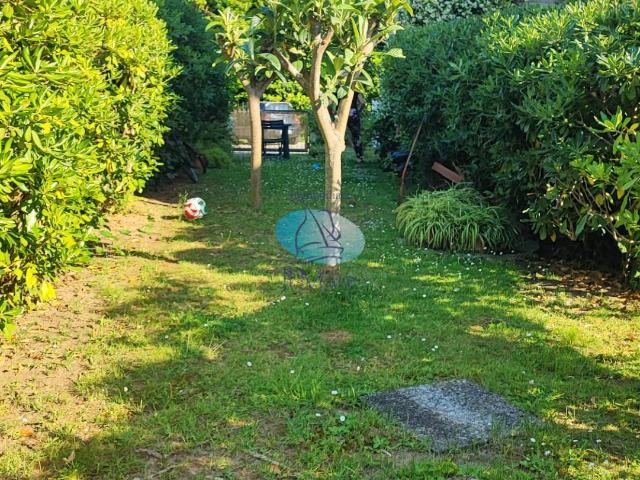 Villa Indipendente in vendita a Camaiore, Toscana