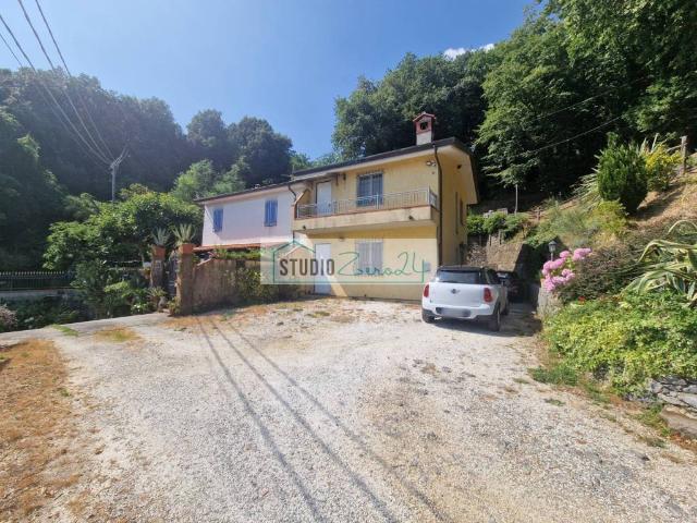Villa Indipendente in vendita a Casoli, Camaiore