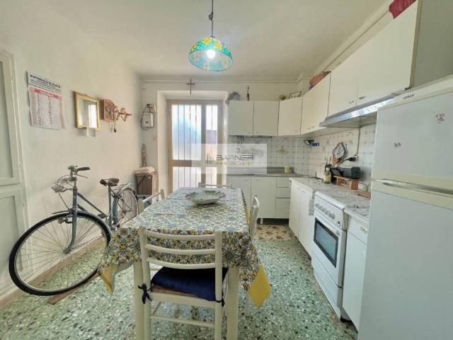 Villa Indipendente in vendita a Camaiore, Toscana