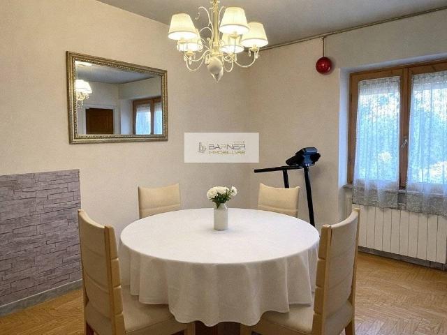 Villa Indipendente in vendita a Nocchi, Camaiore