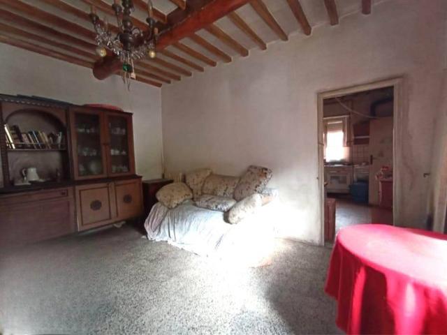 Villa Indipendente in vendita a Montemagno, Camaiore
