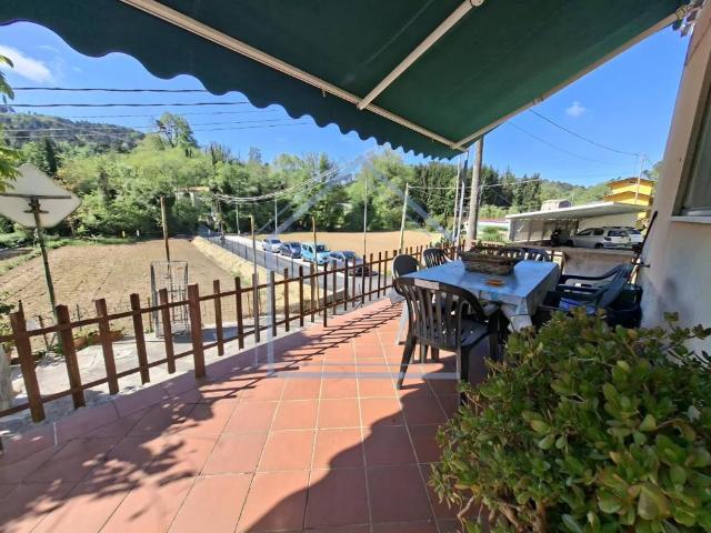 Villa Indipendente in vendita a Gualdo, Massarosa