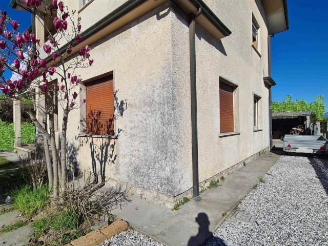 Villa Indipendente in vendita a Camaiore, Toscana