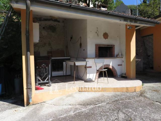 Villa Indipendente in vendita a Arancio, Camaiore