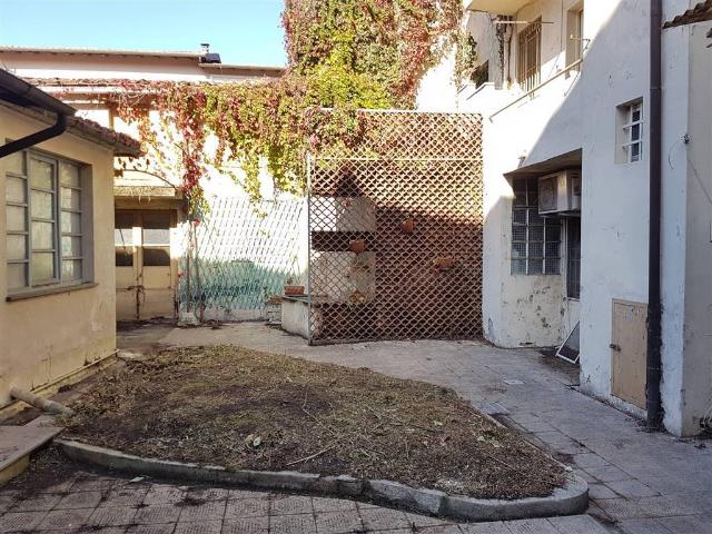 Villa Indipendente in vendita a Camaiore, Toscana