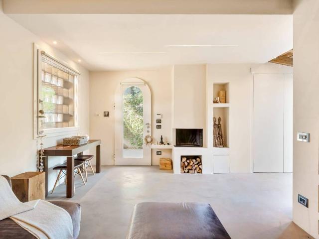 Villa Indipendente in vendita a Camaiore, Toscana