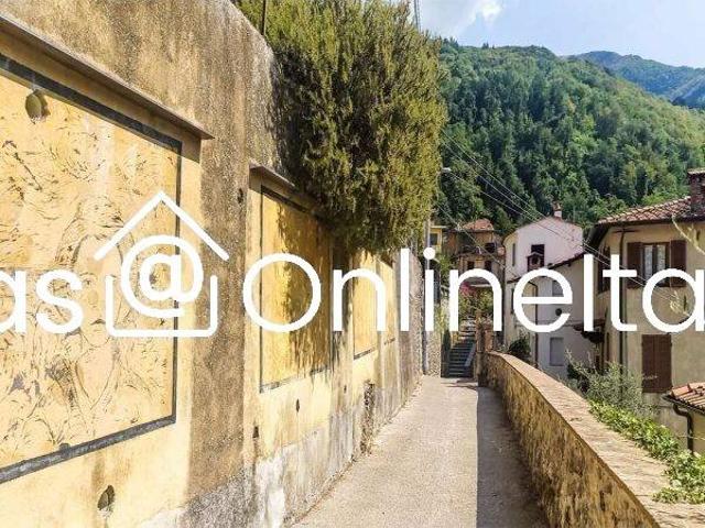 Villa Indipendente in vendita a Casoli, Camaiore