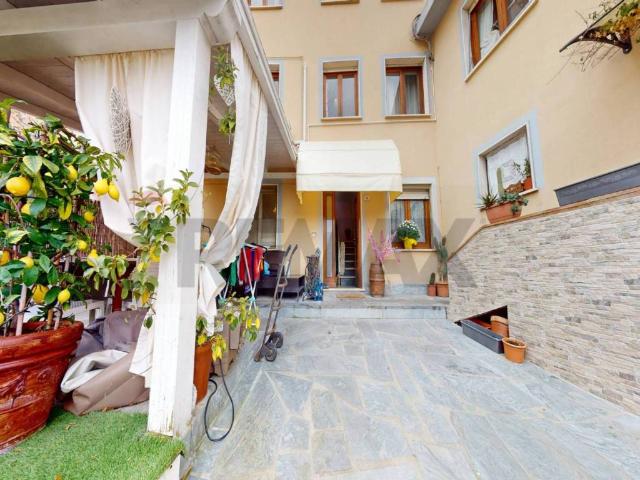 Villa Indipendente in vendita a Marignana, Camaiore