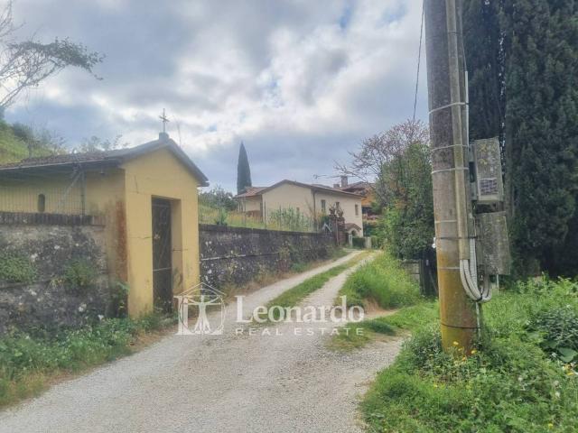 Villa Indipendente in vendita a Pieve, Camaiore