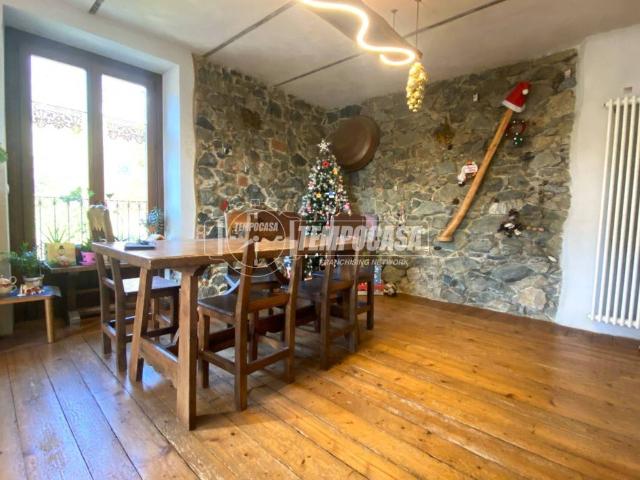 Villa Indipendente in vendita a Vacchiero, Camandona
