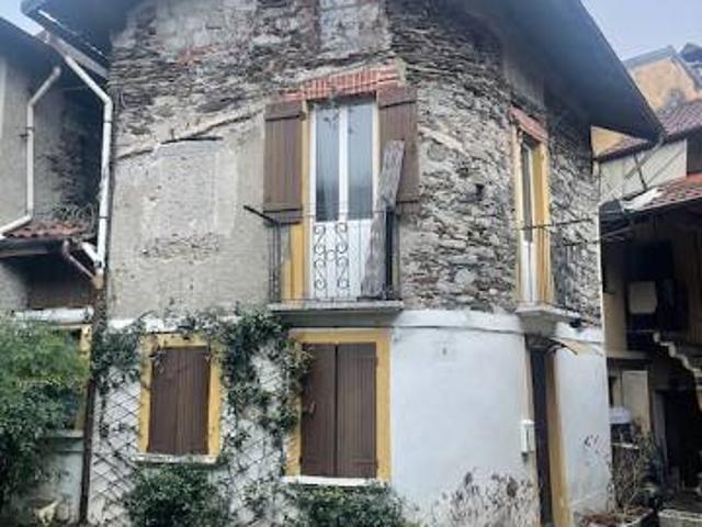 Villa Indipendente in vendita a Comero, Cambiasca