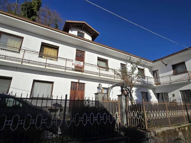 Villa Indipendente in vendita a Piemonte, Biella