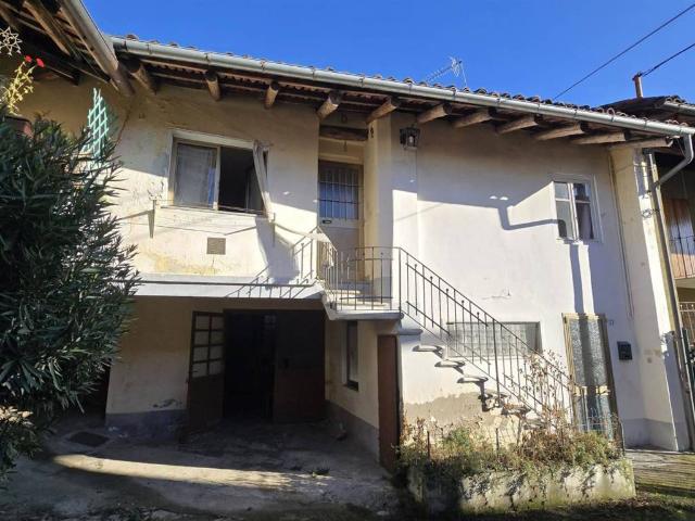 Villa Indipendente in vendita a Piemonte, Biella