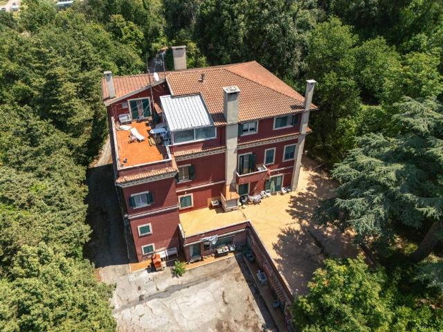 Villa Indipendente in vendita a Marche, Ancona