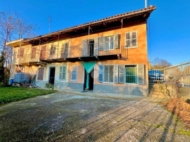 Villa Indipendente in vendita a Piemonte, Asti