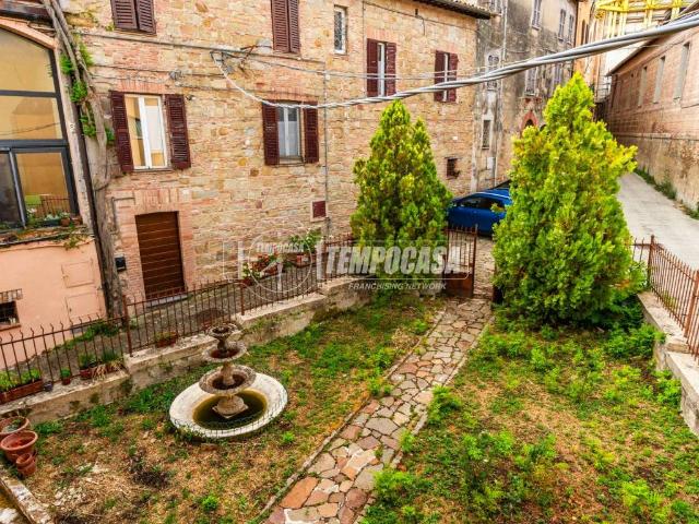Villa Indipendente in vendita a Marche, Macerata