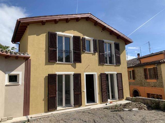 Villa Indipendente in vendita a Marche, Macerata
