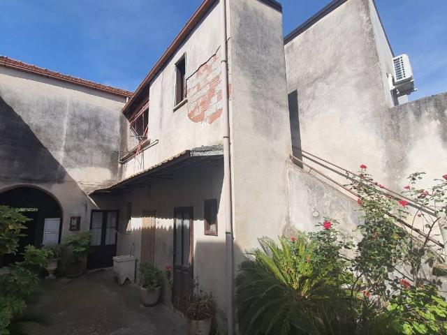 Villa Indipendente in vendita a Camigliano, Campania