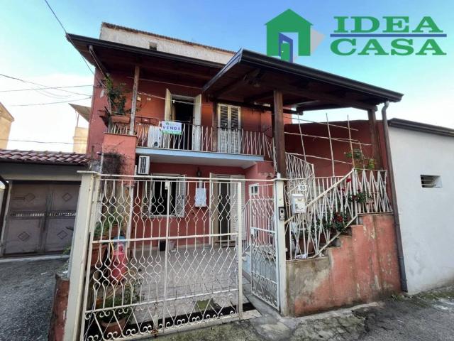 Villa Indipendente in vendita a Camigliano, Campania
