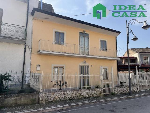 Villa Indipendente in vendita a Camigliano, Campania