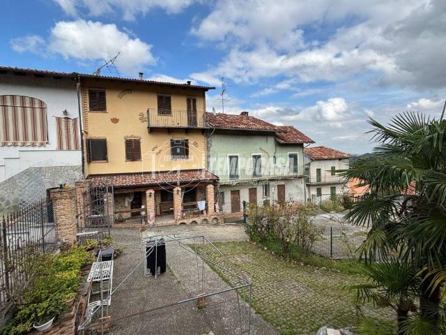 Villa Indipendente in vendita a Piemonte, Alessandria