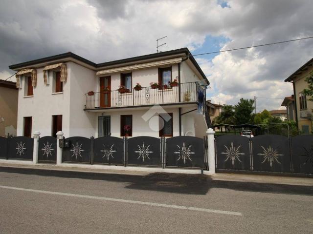 Villa Indipendente in vendita a Santa Maria di Camisano, Camisano Vicentino