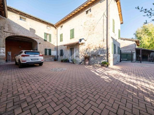 Villa Indipendente in vendita a Val d’Enza, Re