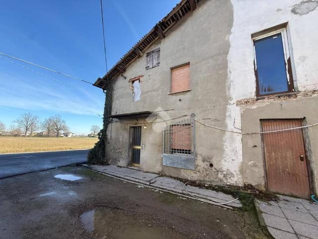Villa Indipendente in vendita a Val d’Enza, Re