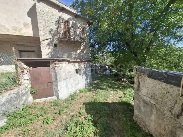 Villa Indipendente in vendita a Pettino, Campello sul Clitunno