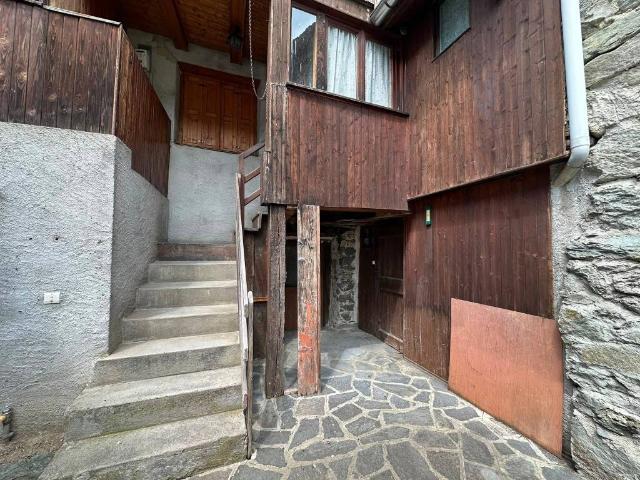 Villa Indipendente in vendita a Piemonte, Vercelli